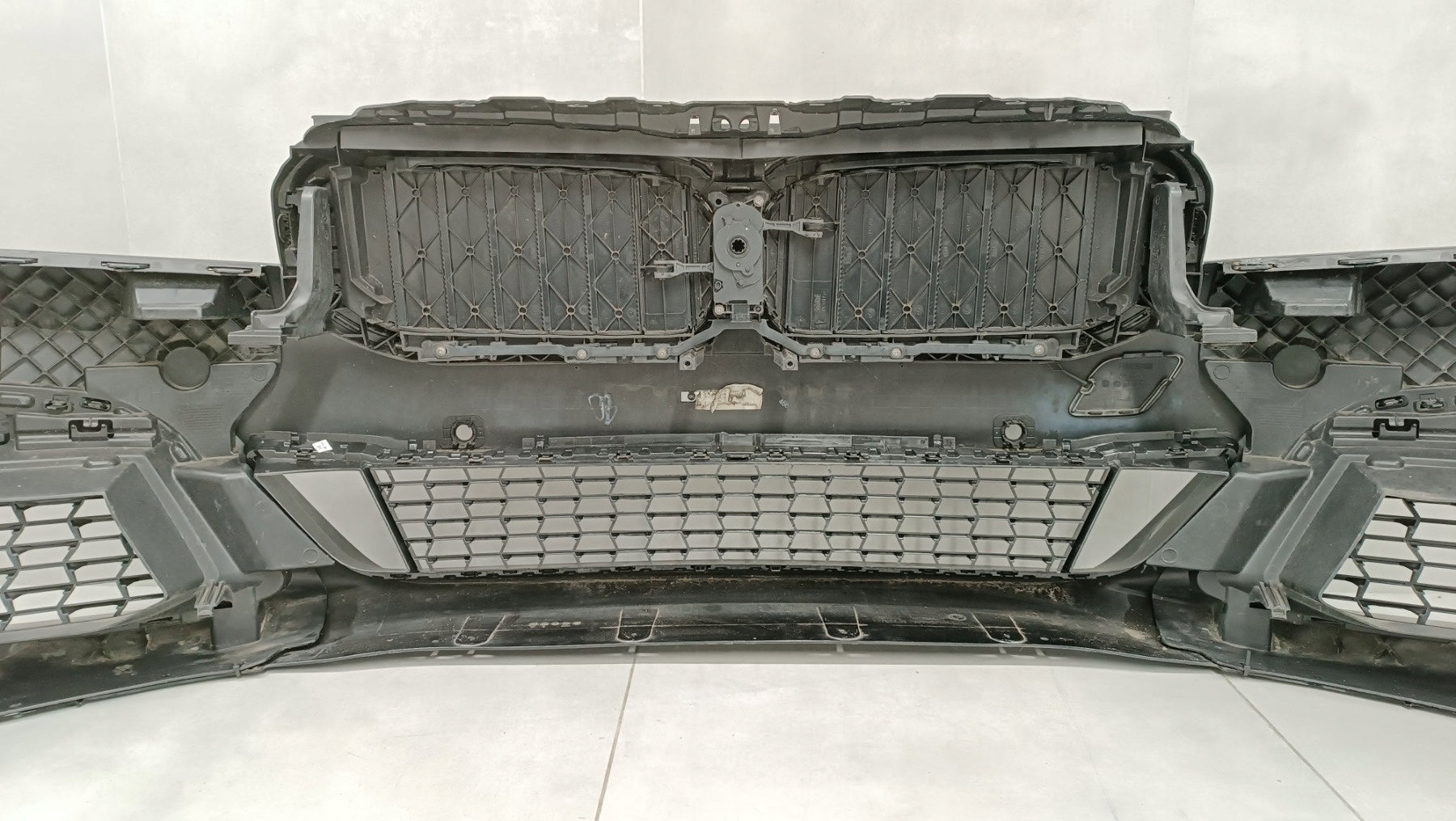 Front Bumper for BMW 5 Series G30 G31 M Sport Package LCI Facelift 2020-2023 + Grille