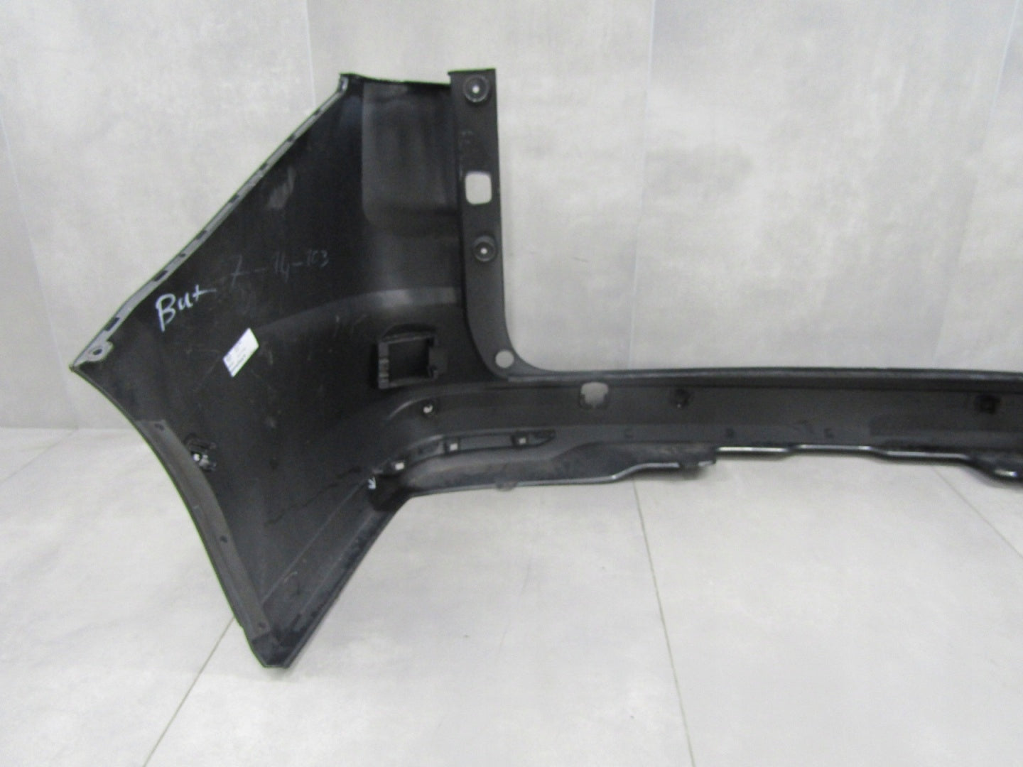 Rear Bumper Volkswagen VW Multivan T7 7T0 21-
