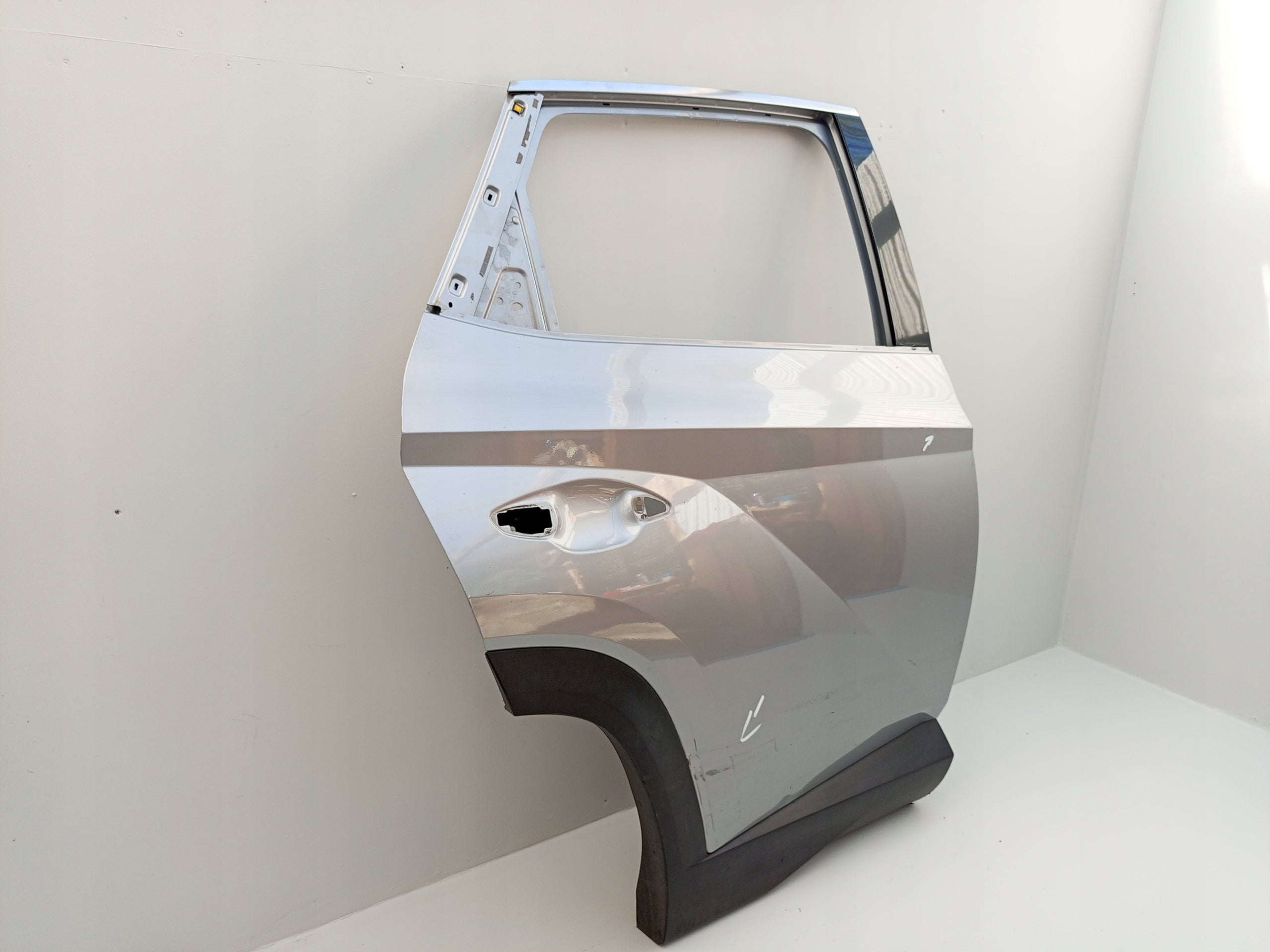 HYUNDAI TUCSON IV 4 2020- REAR RIGHT DOOR (PASSENGER SIDE)