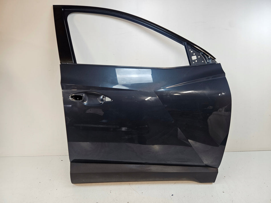 Hyundai Tucson IV 4-Door Front Right Trim